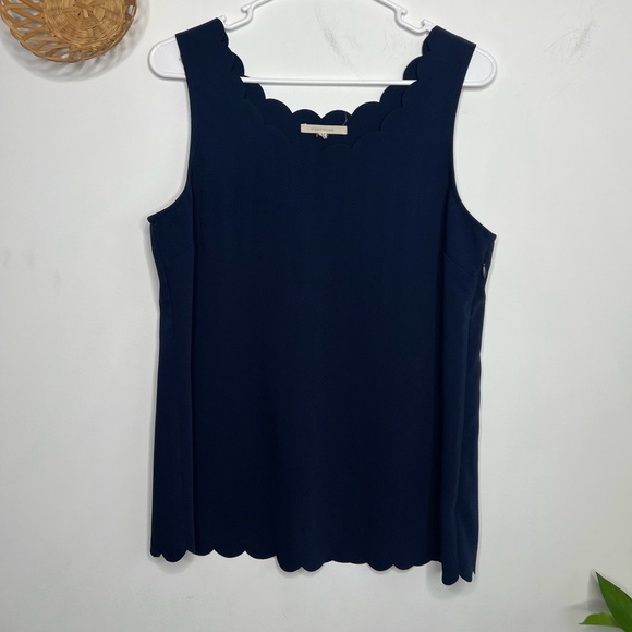 41 Hawthorn Tops - 41 Hawthorn Scollop Edged Sleeveless Top Size Medium